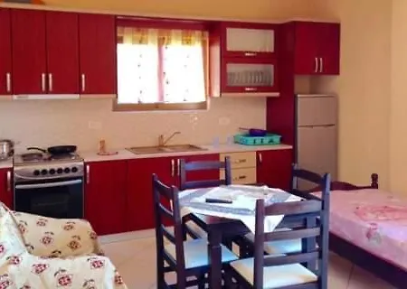 Vila Jakupi Apartment Sarande