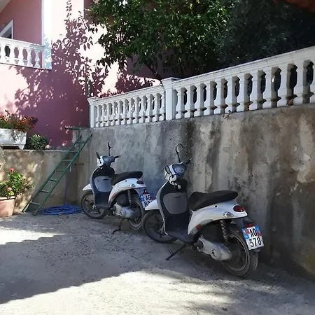 Vila Jakupi Apartment