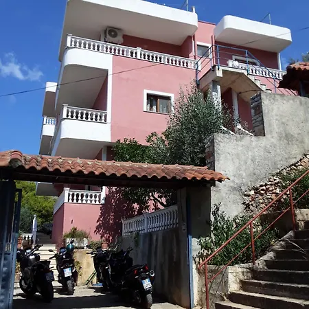 Vila Jakupi Sarande