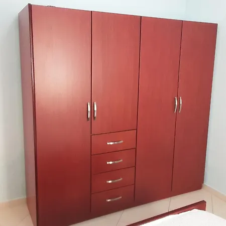 Vila Jakupi Apartment Sarande